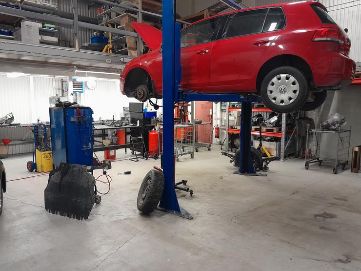 Lilla lyften i monteringsverkstaden